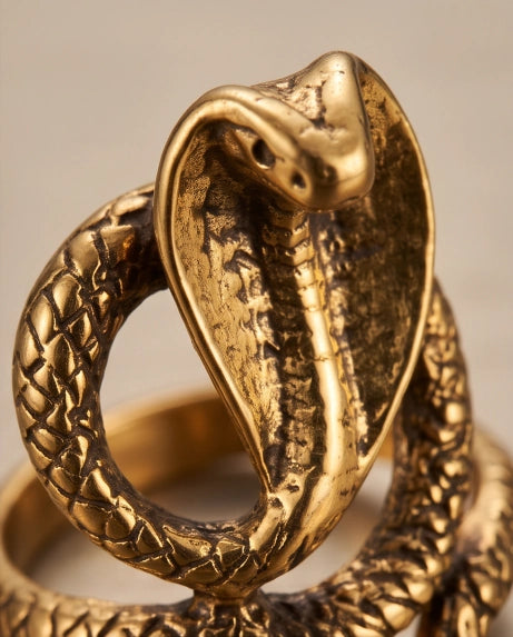 GOLDEN COBRA