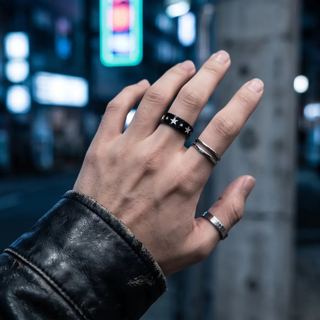 BLACK STARS RING