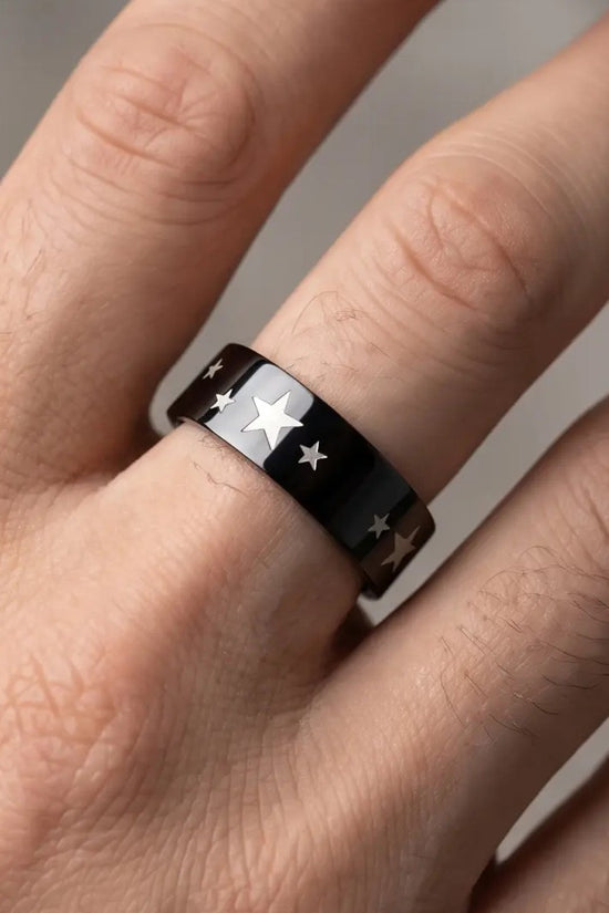 BLACK STARS RING