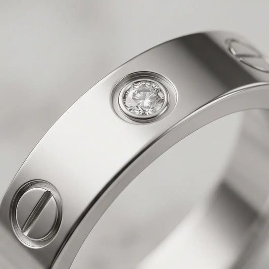 SIGNATURE STUD