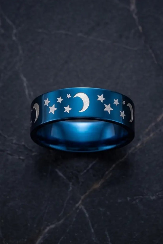 LUNA ROYAL