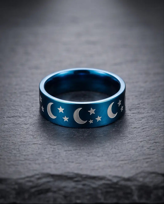 LUNA ROYAL