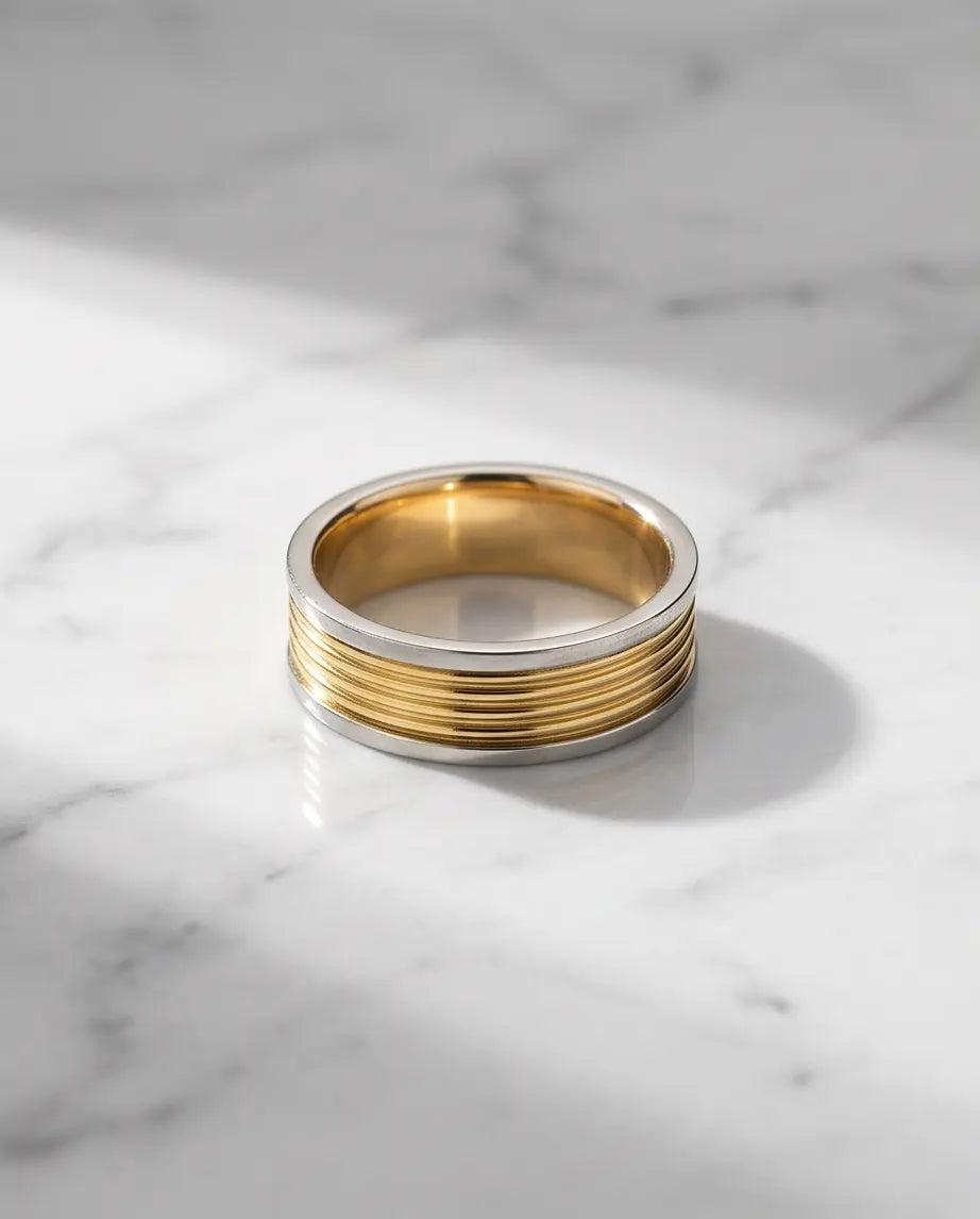 GOLDEN LINEAR LUXE