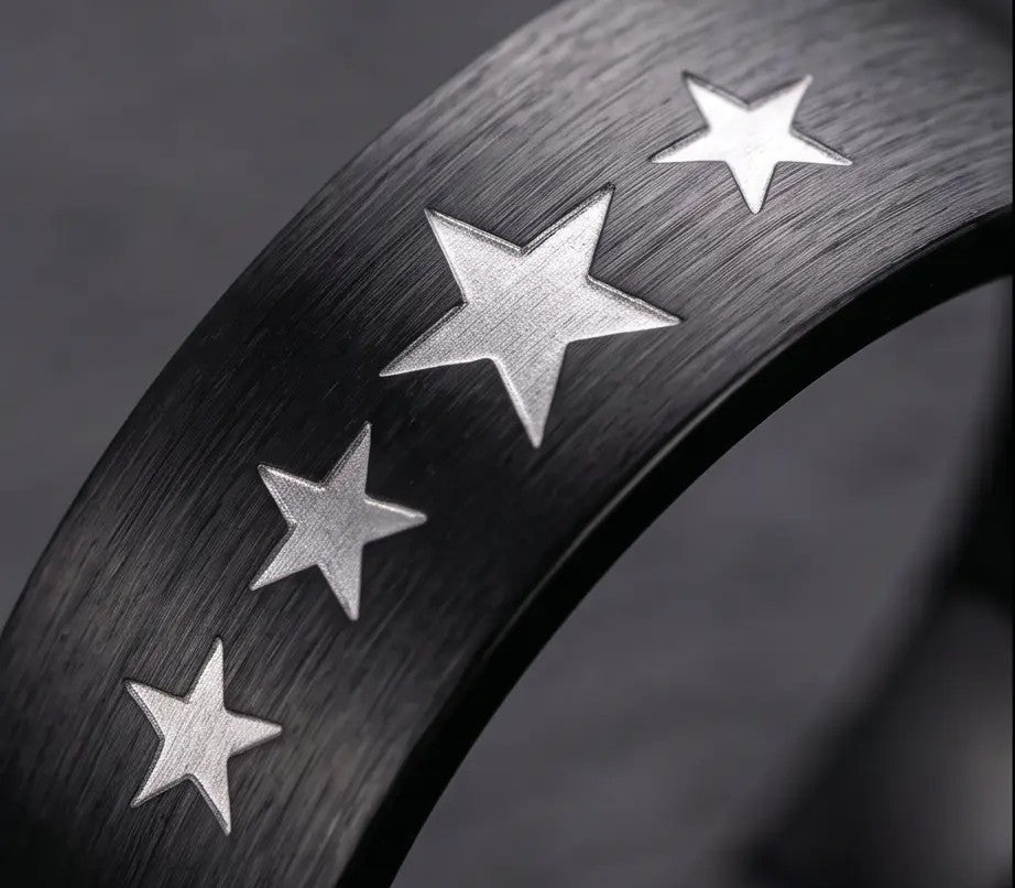 BLACK STARS RING