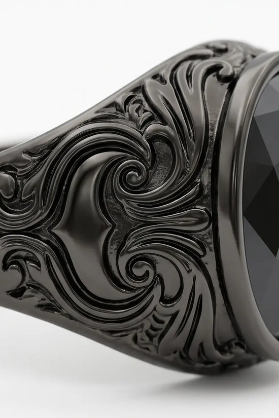 ROYAL ONYX MAJESTY