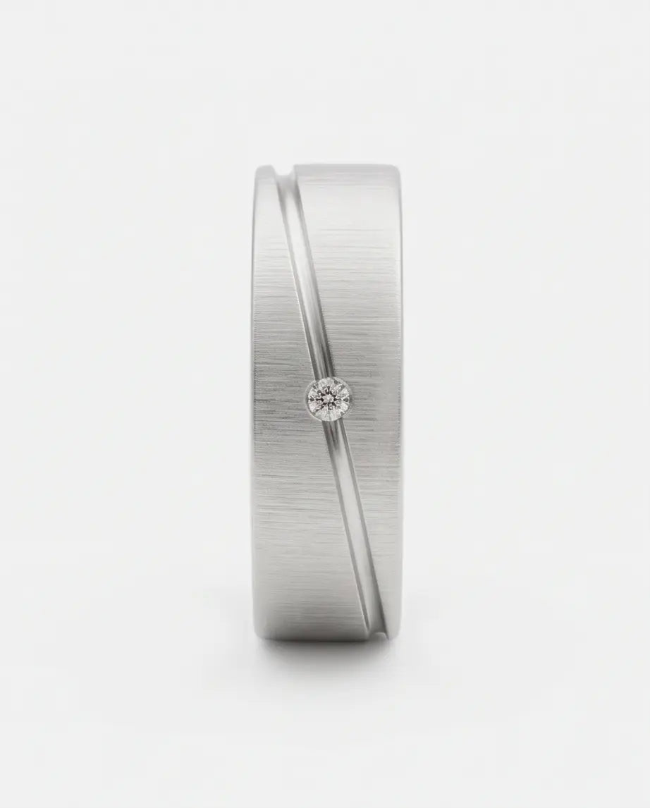 REFINED SILVER SOLACE