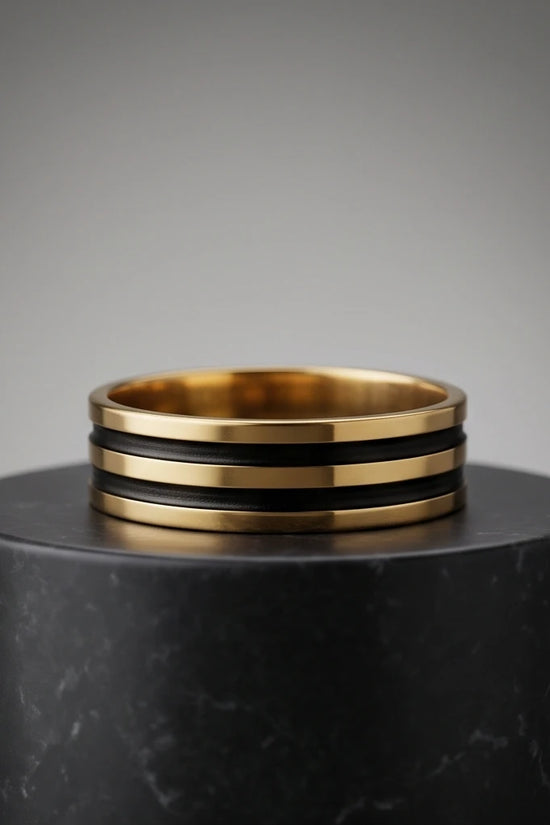 LINEAR LUXURY