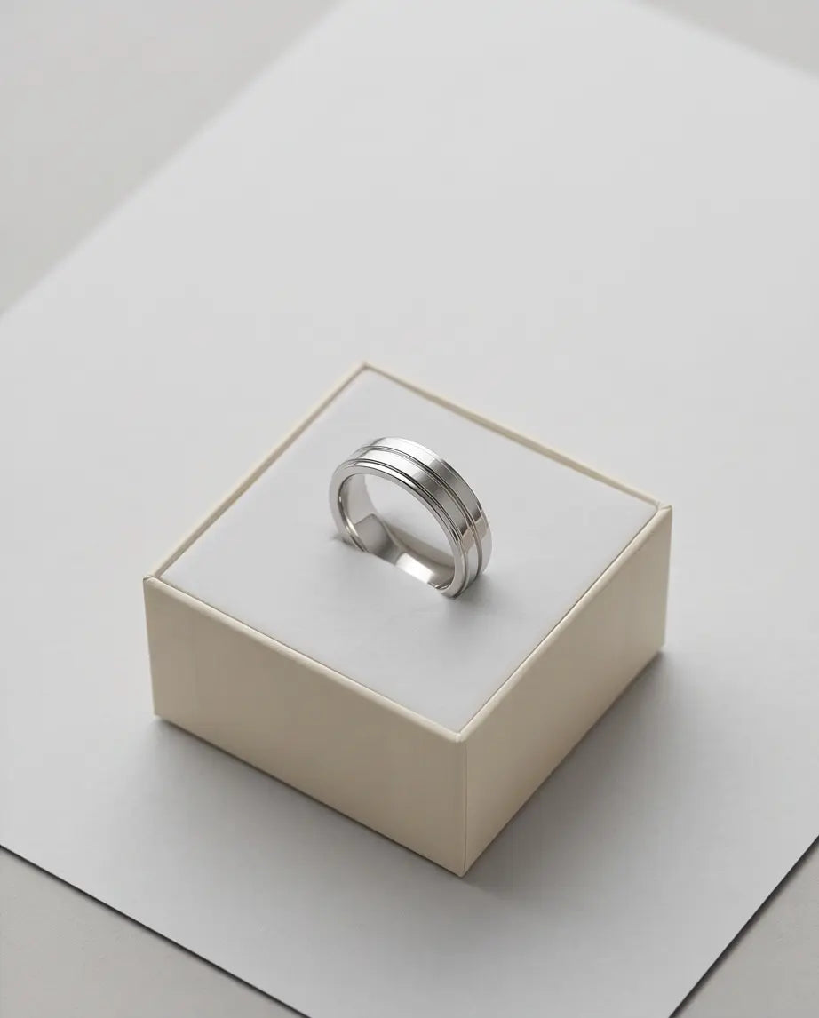 SILVER GROOVES