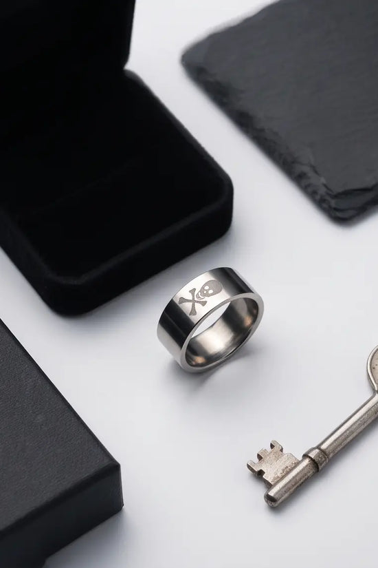SKULL CROSSBONES