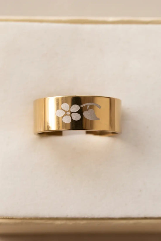 GOLDEN BLOSSOM