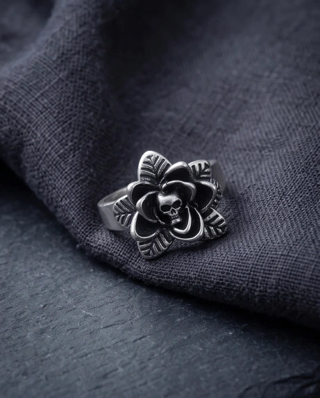 POISON ROSE