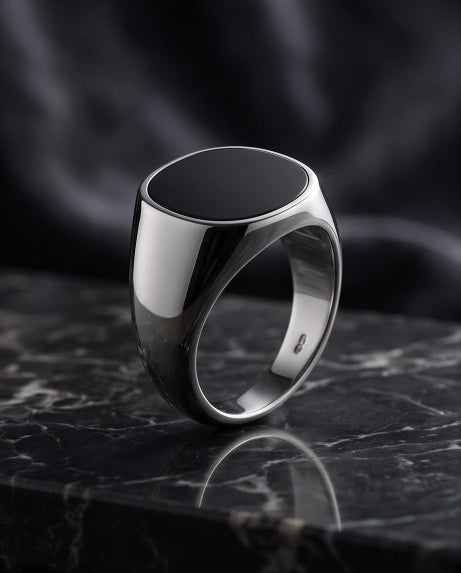 OVAL ONYX