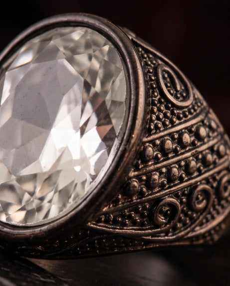 LUNAR CRYSTAL