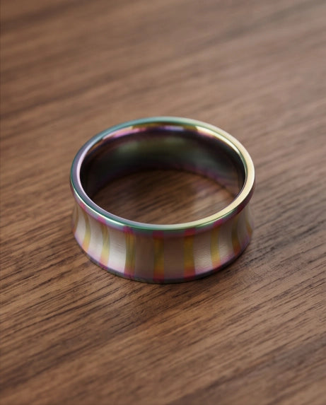 LINED BAND