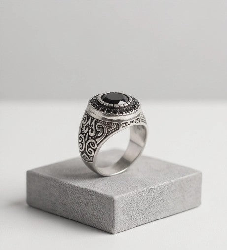 HERITAGE NOIR