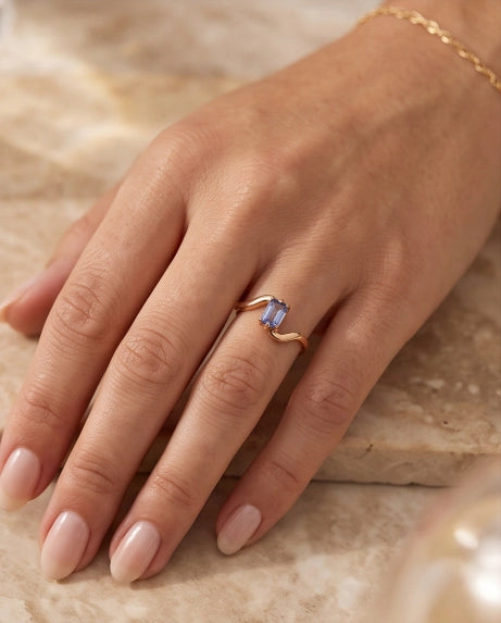 GOLDEN VIOLET