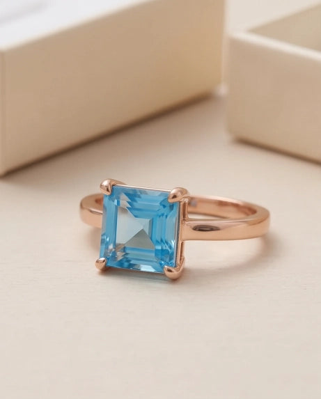 SUNLIT TOPAZ