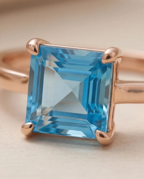 SUNLIT TOPAZ
