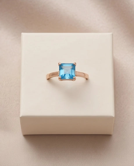 SUNLIT TOPAZ