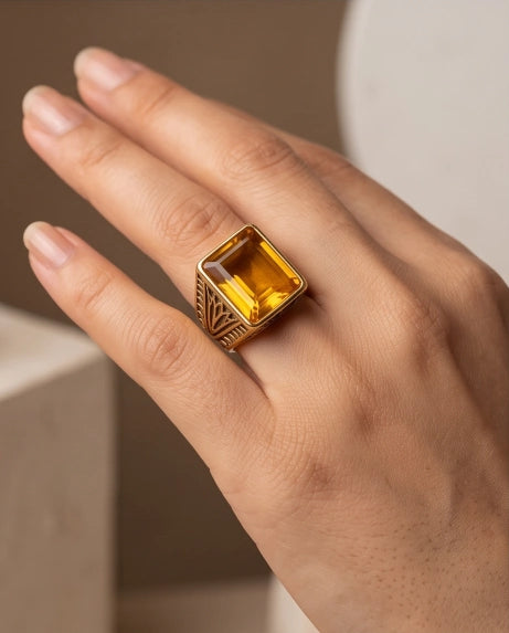 AMBER SIGNET